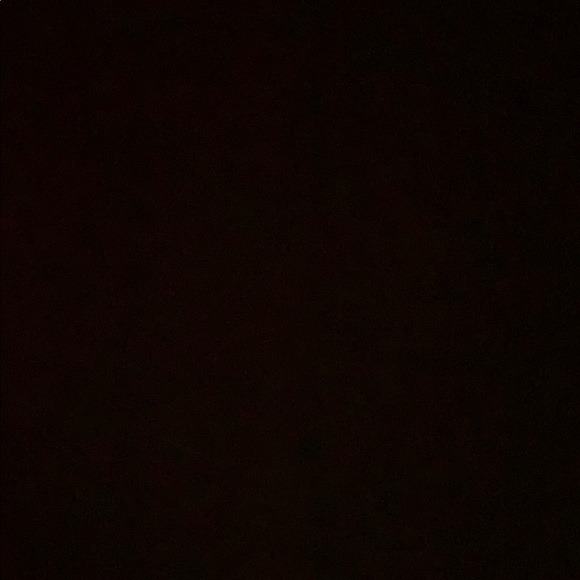 Meet your Posher, Cecile - Picture 1 of 1